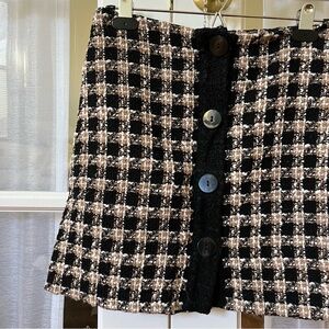 Tweed mini skirt with buttons